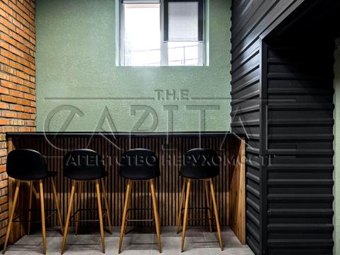 комерційна за адресою Свободи вул., 126