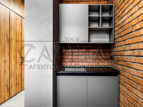 комерційна за адресою Свободи вул., 126