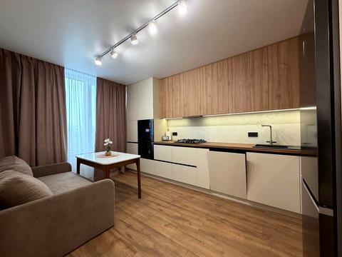 квартира за адресою Степана Бандери вул., 77-Б