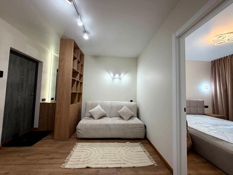 квартира за адресою Степана Бандери вул., 77-Б