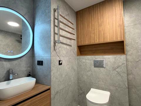 квартира за адресою Степана Бандери вул., 77-Б