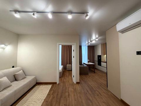 квартира за адресою Степана Бандери вул., 77-Б