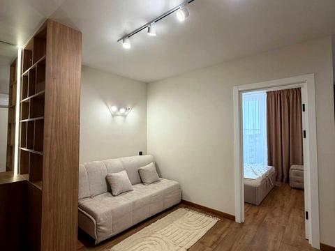 квартира за адресою Степана Бандери вул., 77-Б