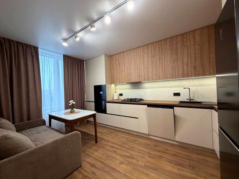 квартира за адресою Степана Бандери вул., 77-Б