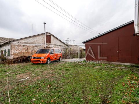 комерційна за адресою центральна, 2