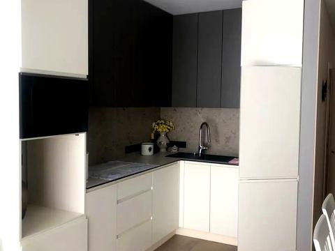 квартира за адресою Причальна вул., 14