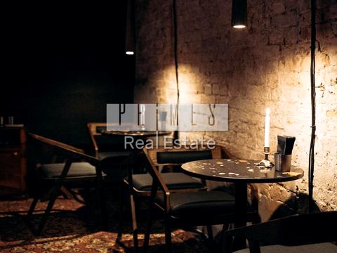 комерційна за адресою Велика Васильківська вул. (Червоноармійська), 38
