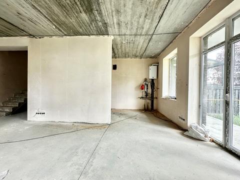 дом по адресу Евгения Коновальца ул.