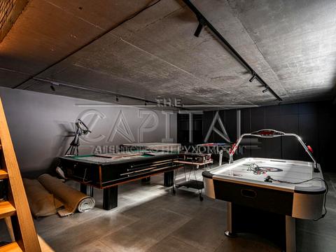 дом по адресу с. Гнедин, Центральная ул.