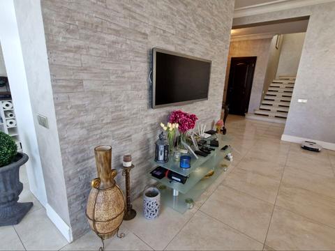 будинок за адресою Дзвінкова