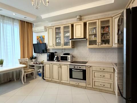 квартира по адресу Литературная ул., 1а