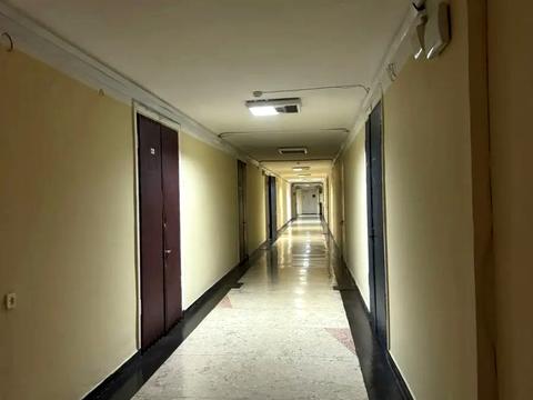 комерційна за адресою Солом'янська вул., 5