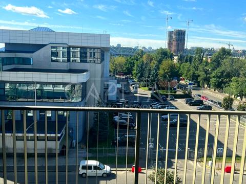 квартира за адресою Набережно-Рибальська дорога вул., 5