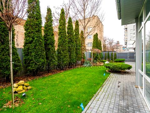 коммерческая по адресу Вадима Гетьмана ул., 11