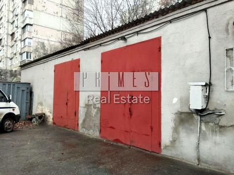 комерційна за адресою Київ, Автозаводська вул., 83