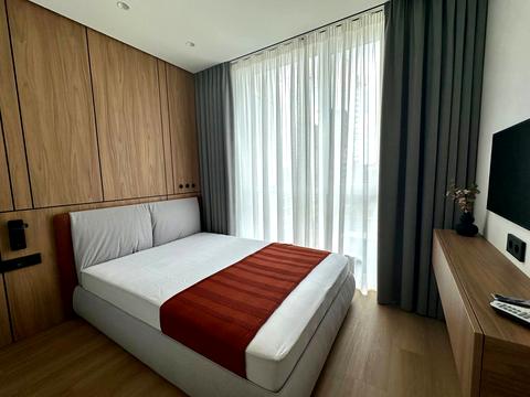 квартира по адресу Салютная ул., (Будинок 02301-02303)