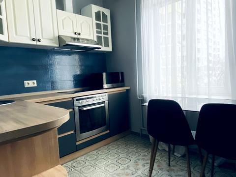 квартира за адресою Срібнокільська вул., 14