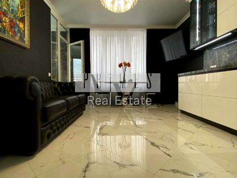 квартира за адресою Дніпровська набережна вул., 20-А