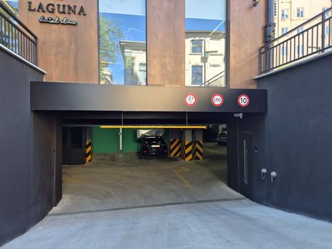 паркоместо по адресу Сечевых Стрельцов ул., 28-А