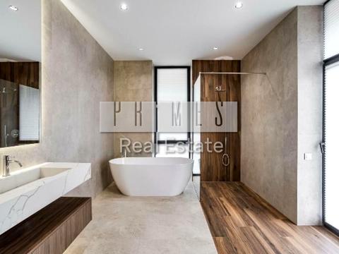 будинок за адресою с. Лісники, Гайова вул.