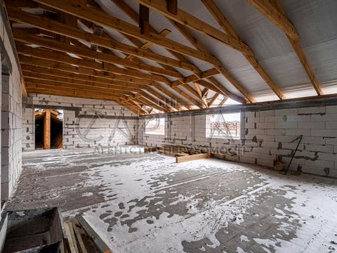 комерційна за адресою Центральна, 5