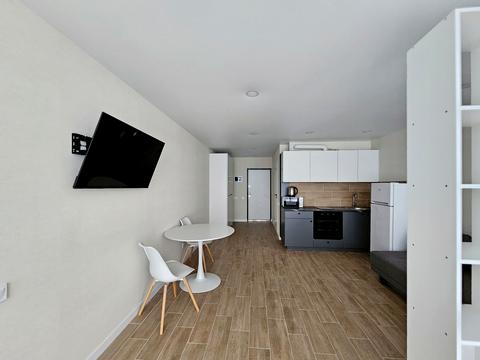 квартира за адресою Олега Мудрака вул. (Генерала Наумова), 1-Б