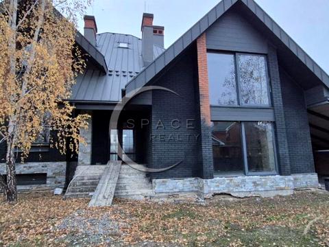 будинок за адресою Лютнева вул.