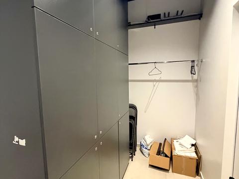 комерційна за адресою Київська вул., 235-А