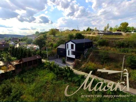 будинок за адресою Молодіжна