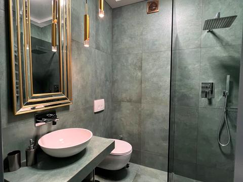 квартира за адресою Академіка Володимира Гнатюка вул. (), 24