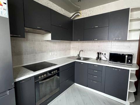 квартира за адресою Бориса Гмирі вул., 12-Б