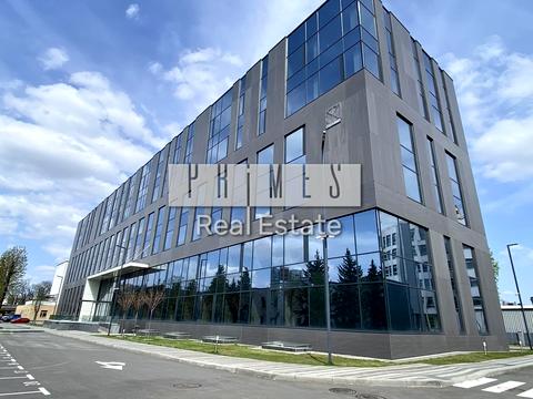 комерційна за адресою Перемоги вул., 67