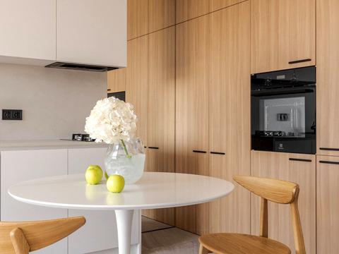 квартира по адресу Думанского ул., 27