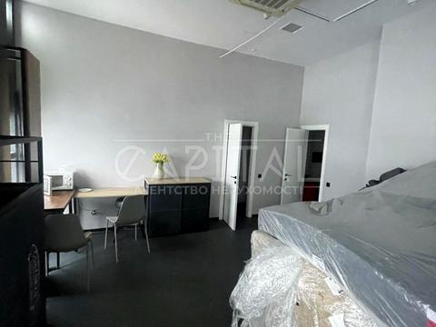 коммерческая по адресу Днепровская набережная ул., 7