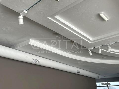 коммерческая по адресу Днепровская набережная ул., 7