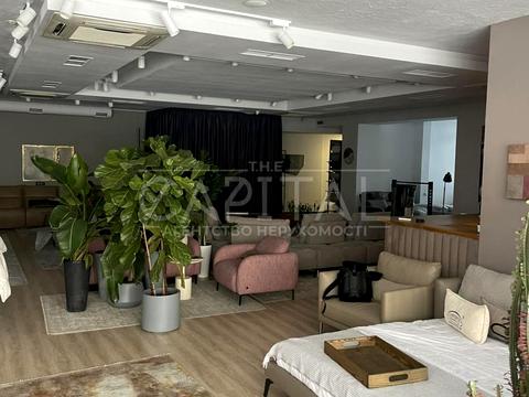 коммерческая по адресу Днепровская набережная ул., 7