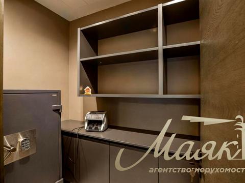 комерційна за адресою Кловський узвіз (Кловський), 7a