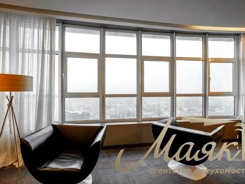 комерційна за адресою Кловський узвіз (Кловський), 7a