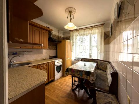 квартира за адресою Романа Шухевича просп. (Генерала Ватутіна), 26