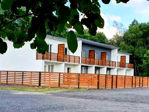 будинок за адресою Вишнева, 5