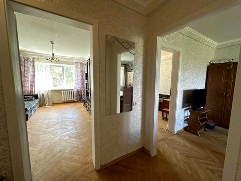 квартира за адресою Космічна вул., 5