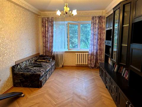 квартира за адресою Космічна вул., 5