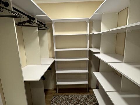 квартира по адресу Юліана Пелеша ул., 3