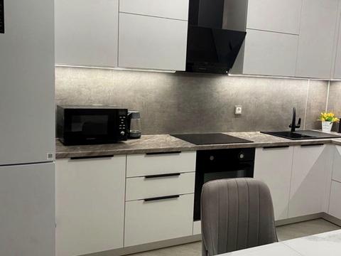 квартира за адресою Дмитра Яворницького просп. (Карла Маркса), 45-А