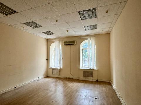 коммерческая по адресу Прорезная ул., 11