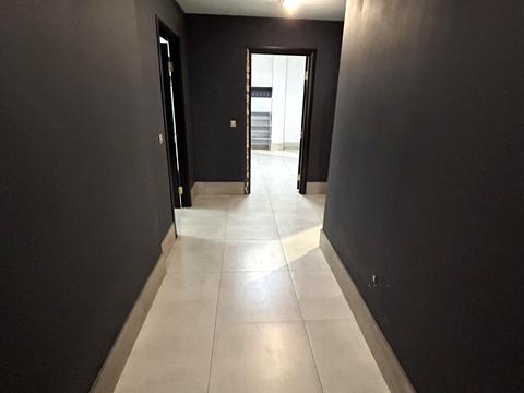 комерційна за адресою Героїв УПА вул., (Будинок)