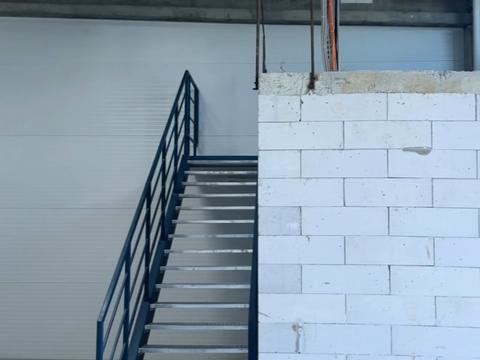 коммерческая по адресу Дорожна, 60