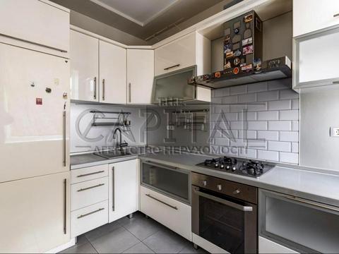 квартира по адресу Институтская ул., 18-Б