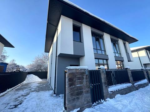 будинок за адресою Богдана Хмельницького вул.