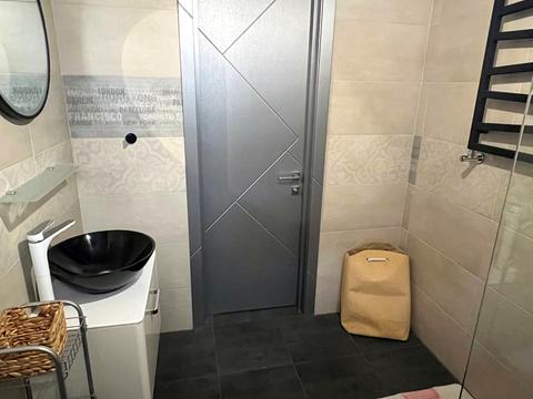 квартира за адресою Весняна вул., 8